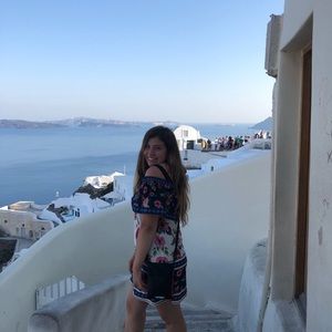 Meet your Posher, Daniela